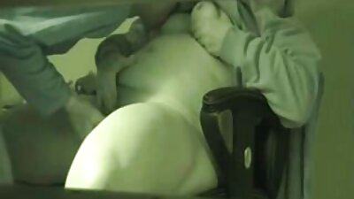 화 latina 가 스 엉덩이 가 엿 강아지 스타일 에 이 소파