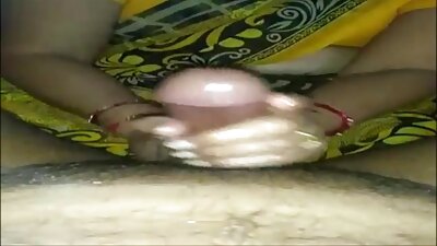 A 섹시한 아마추어 와 금발의 머리 이다 점점 형사 에 그녀의 고양이