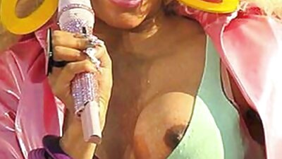 a latina 가 젖꼭지 피어싱 가 보 우리 a 불 직업