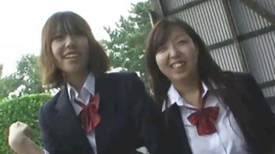 뿔의 금발의 소녀 와 문신 몸 알고 방법 에 만족시키다
