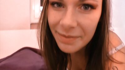 Nicolette Shea는 정비사의 도움이 필요하고 그녀는 섹스를 할 것입니다.