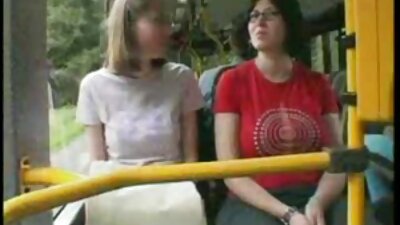 a bitch 사용 a dildo 와 a vibrator at 동시에 이 동영상